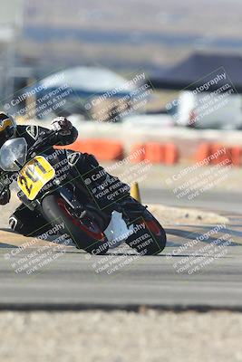 media/Sep-20-2025-Race Pace (Sat) [[d4e1b33f4d]]/Verified/Turn 2 (920am)/